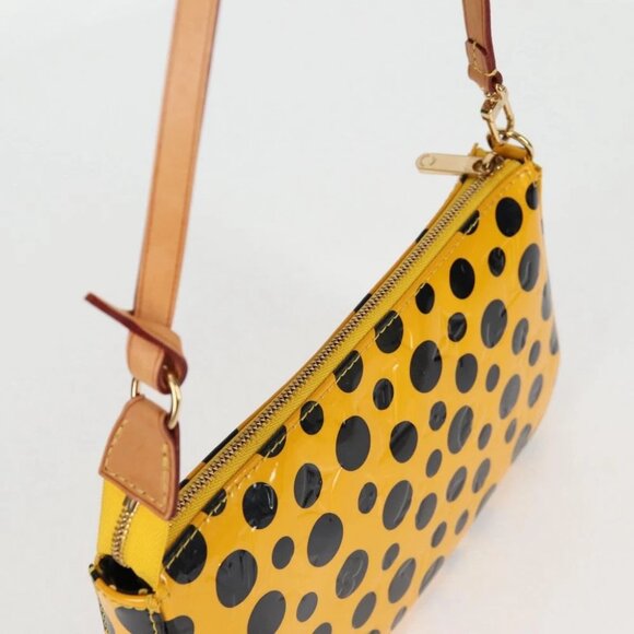 LOUIS VUITTON Vernis Yayoi Kusama Pochette Accessoires Jaune - Picture 7 of 15